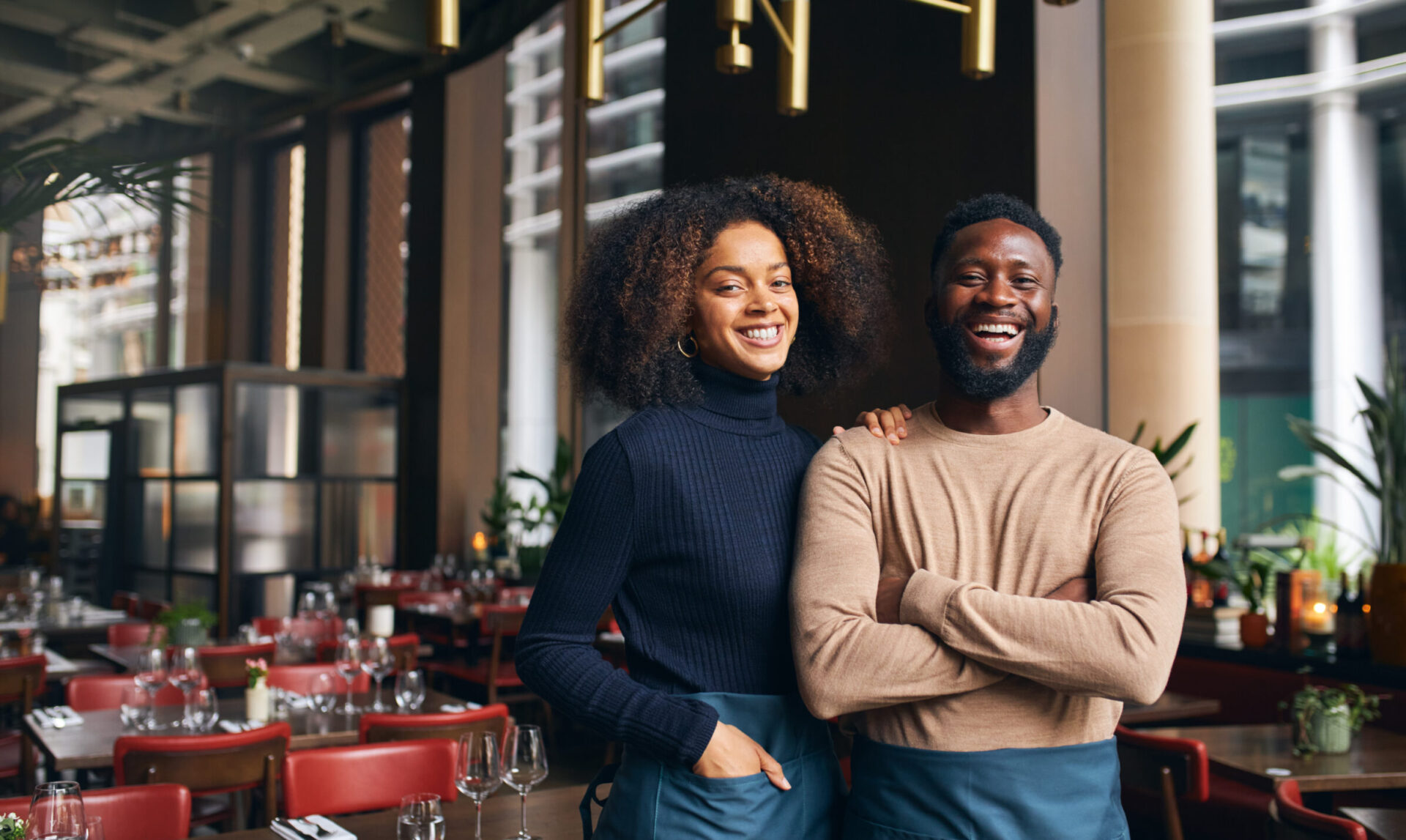 Twee restauranteigenaren in het restaurant